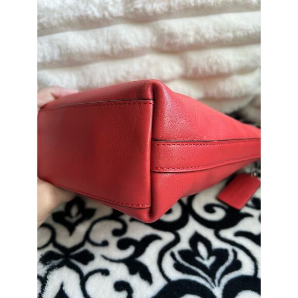 Coach Legacy Crossbody Bag in Leather - Picture 5 of 9